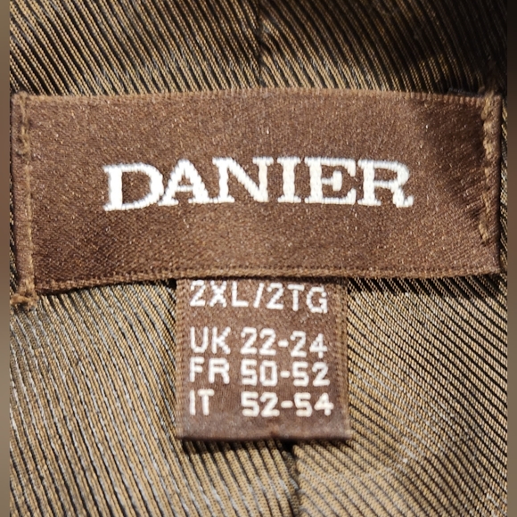 Men's Danier Brown Leather Jacket - Picture 5 of 5